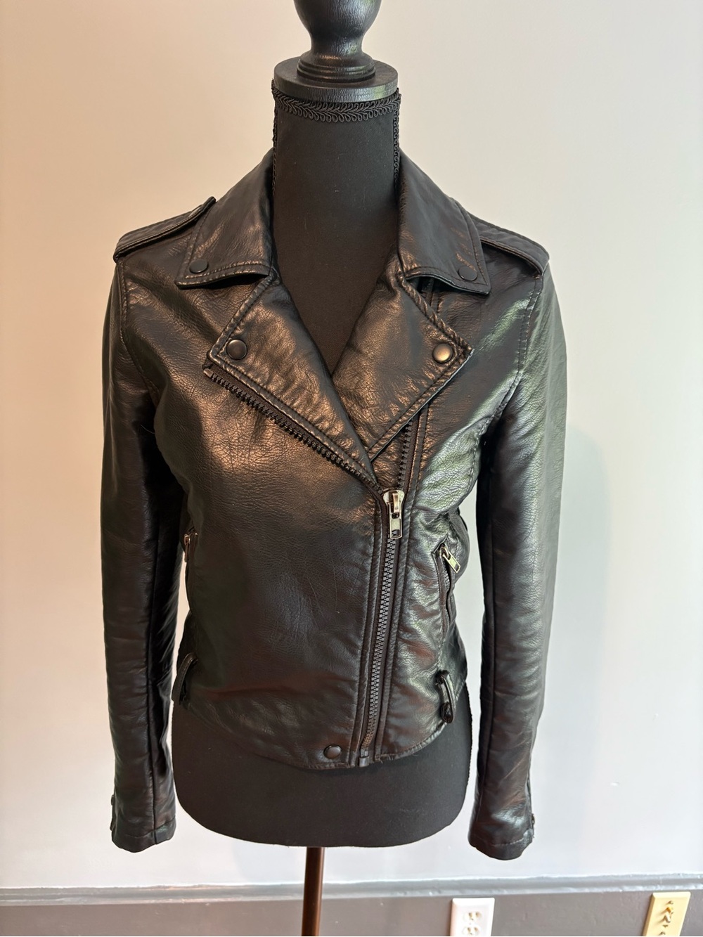 Wild Fable Black faux Leather Biker Jacket. Bikercore / Halloween